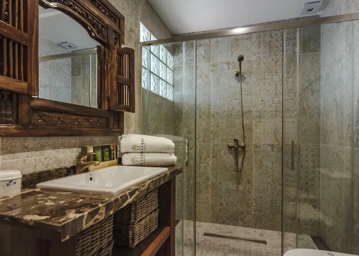 Santa Maria * Callao Salvaje